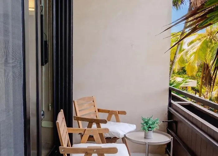Across From The With 2 Pools & Jungle Vibes