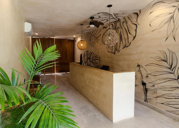 Across From The With 2 Pools & Jungle Vibes